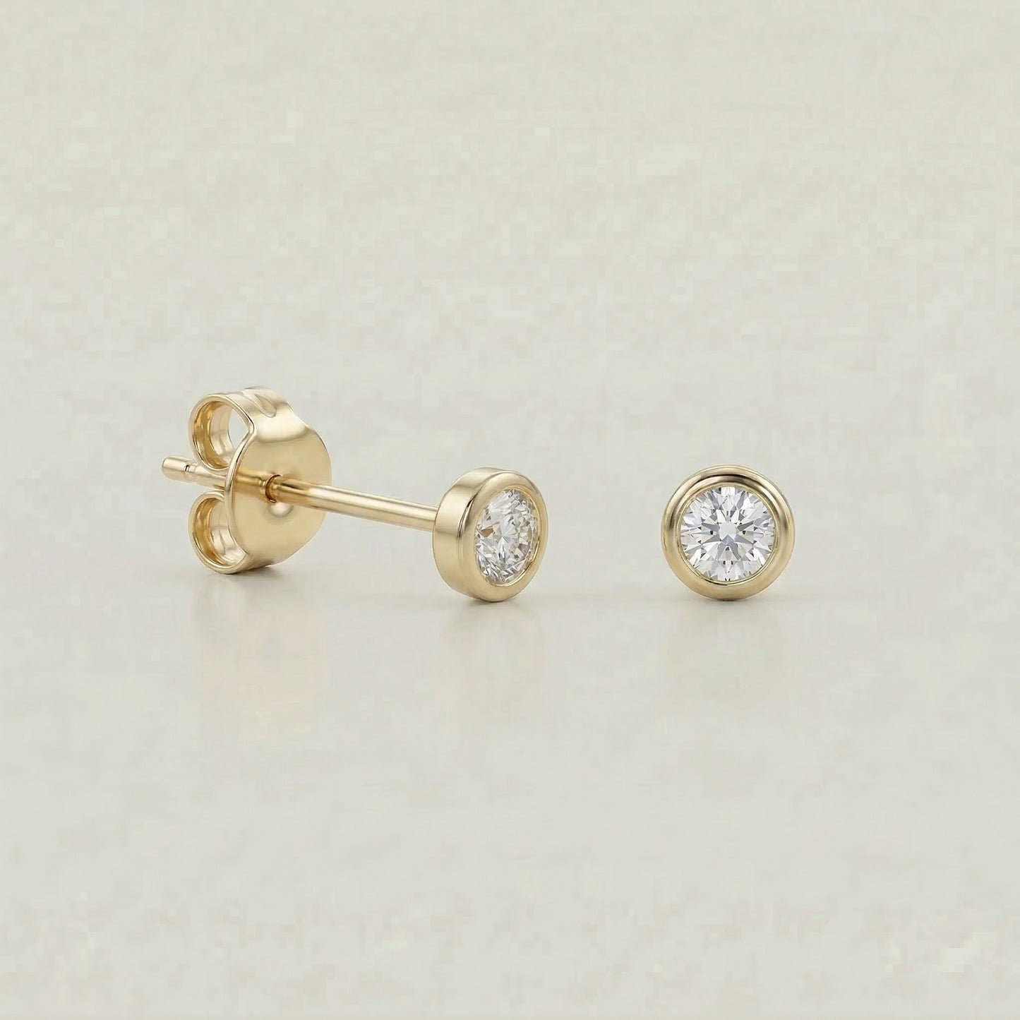 18K (750) Gold Ohrstecker mit Zirkonia Damen 3 mm – Minimalistisch | PAEEZE