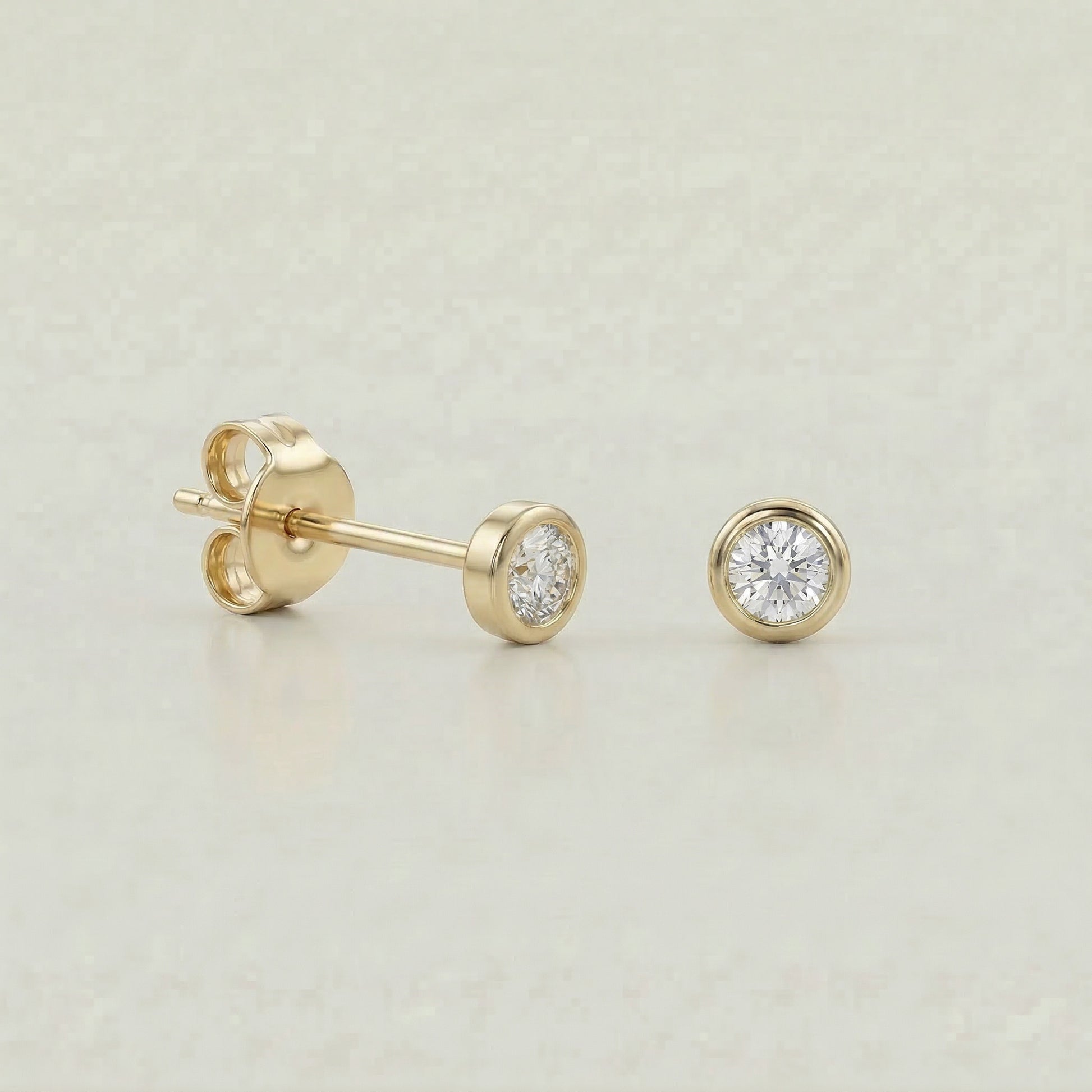 18K (750) Gold Ohrstecker mit Zirkonia Damen 3 mm – Minimalistisch | PAEEZE