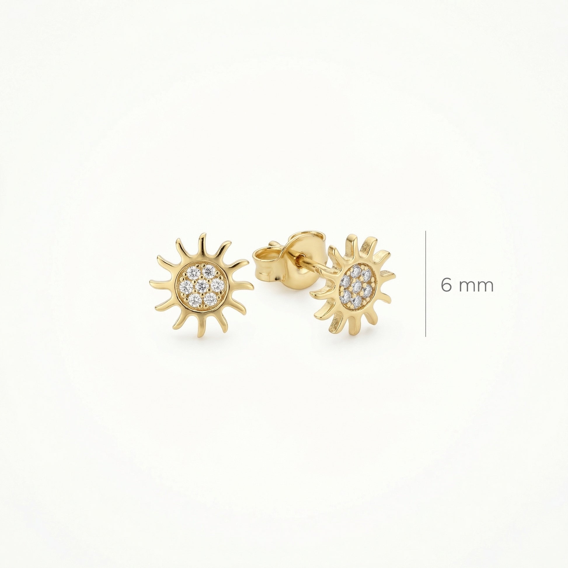 18K (750) Gold Sonnen Ohrstecker Damen mit Zirkonia – Sun Design | PAEEZE